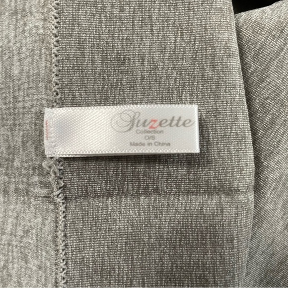 Suzette Tanktop with Strappy detailed back - Picture 3 of 4